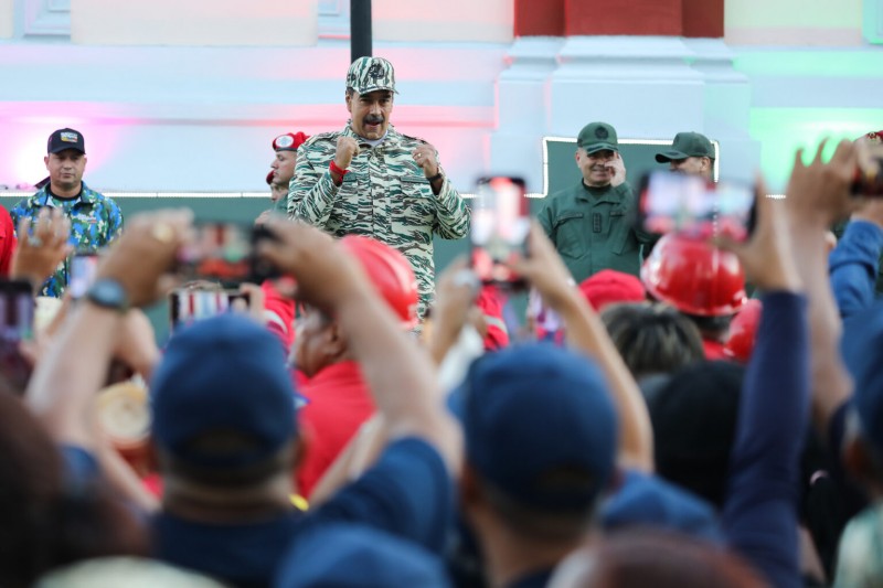 nicolás_maduro_cuerpos_combatientes_